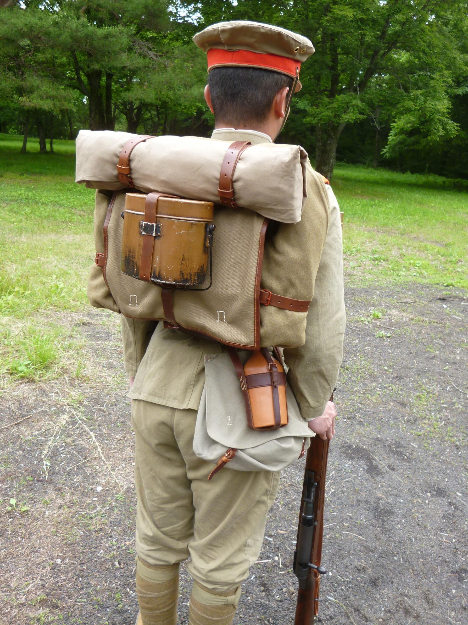 日本軍　昭五式背嚢  帝国陸軍兵用昭5式装備 、飯盒、毛布付き(複製品)サバゲ