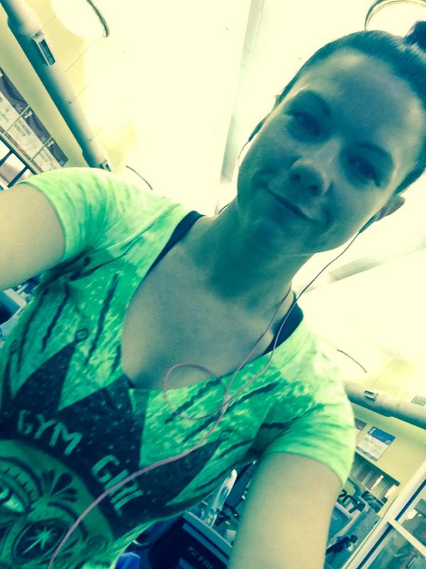 NPCKiniShanFitz's tweet photo. #HouseOfPain in #Tennessee at the #YMCA #bikinimodel #npc #npcFL #npcexcalibur #npcbikini #model #werk #noexcuses http://t.co/r5JjMWa2um