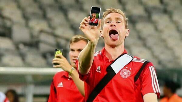 HBD to you per mertesacker Happy 30th birthday BFG 