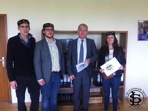 Renouvellement des engagements de notre Charte de baptême, disponible sur cerclesaintlouis.be!  @UnivStLouisBxl