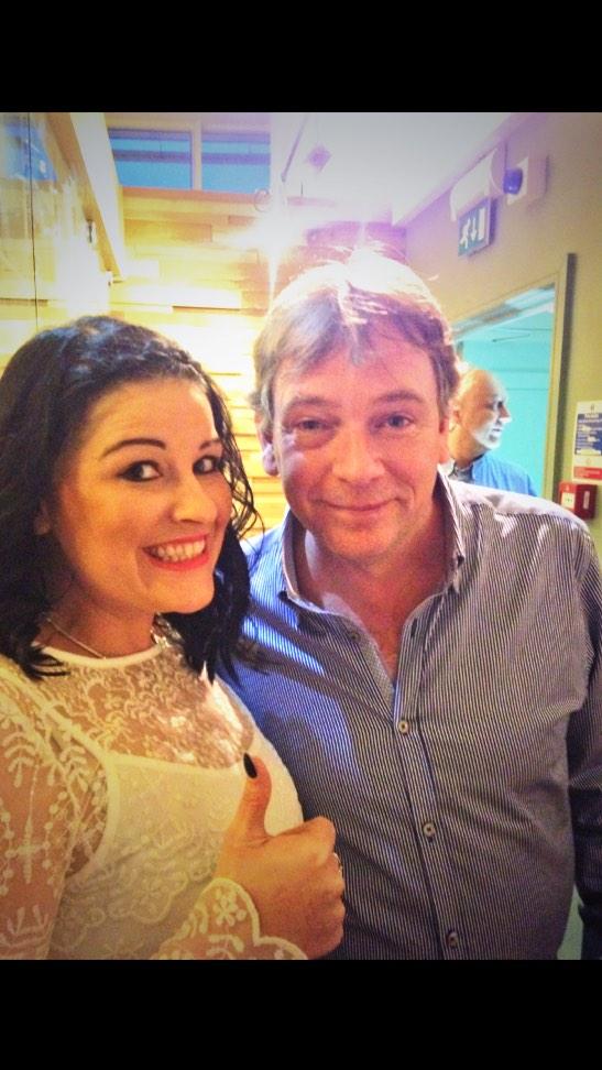AlexPer83's tweet image. Star struck in Swansea #mademybirthday @AdamWoodyatt