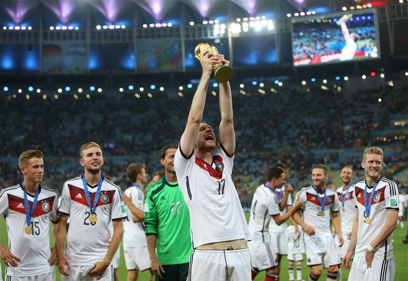 Happy birthday to World Cup and FA Cup winner Per Mertesacker. The Arsenal defender turns 30 today. by 
