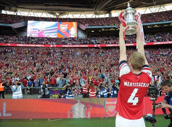   Mertesacker is 30-years old today. Happy birthday Per!  30   4.5                 
