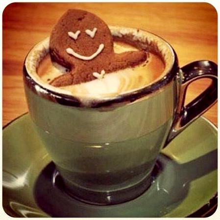 UniqueHomeLife's tweet image. #happymonday everyone! #coffee #morning #gingerbread #uhl