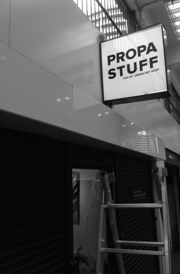 propa_stuff's tweet image. It's happening! #streetart #popup