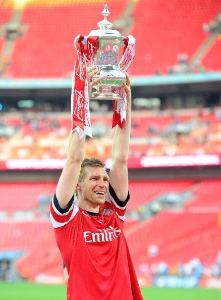 Happy 30th Birthday to Per Mertesacker. 