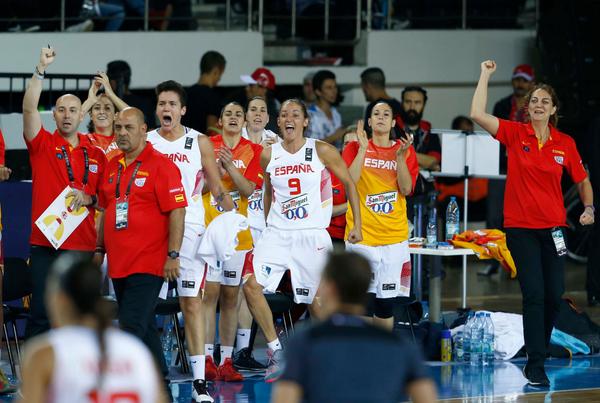 España juega de ensueño su partido ante Brasil en el Mundial de basket!!83-56 <a href="/BasketFemSev/">Basket Fem Sevilla</a>   desdelabase.com/index.php/balo…
