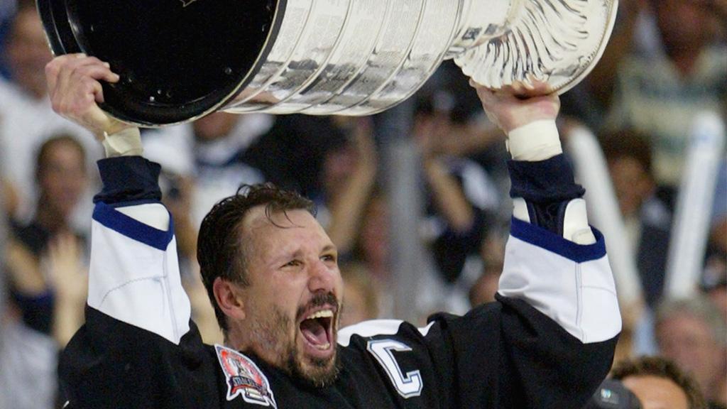 Please join us in wishing Dave Andreychuk ( happy birthday today! 