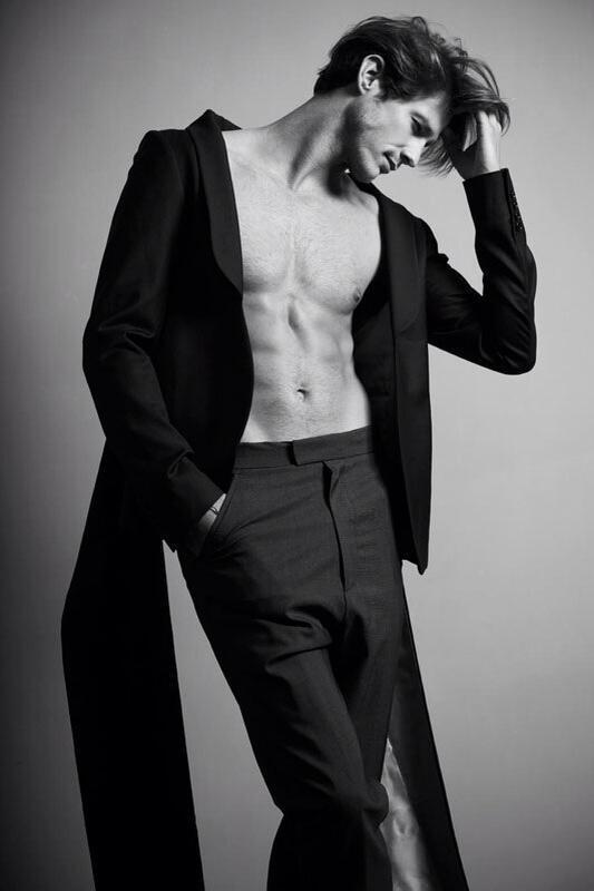 イケメン海外モデルbot Macho Bikei Twitter