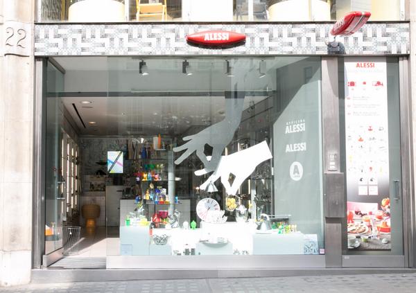 _designjunction's tweet photo. Head to Alessi today &amp; get 10% off all barware in-store if you pay with Visa! http://t.co/nD4JuSExOE  @WEDQ_ http://t.co/zLPQzz8A7S