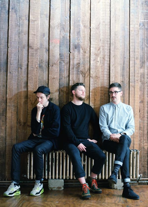 gigsandtours's tweet photo. #R1AltJ were fantastic in the Live Lounge today. Don't miss them at @TheO2 on Sat 24 Jan - http://t.co/jmXTObPy8s - http://t.co/CxyrT7XXXk