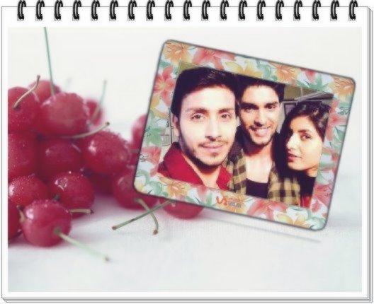 SanDhirHolics's tweet photo. @ParamSinghFC @ProudParamholic @HarshitaGaur12 @8paramsingh @6ankitgupta #OffscreenBesties param harshi n ankit...😀 http://t.co/1iGImzmOnB