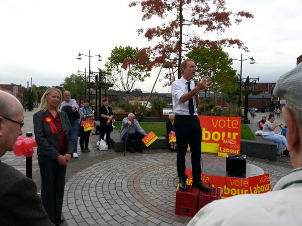 Old school politics @LMcInnes_Labour #mcinnes2winit <a href="/jimmurphymp/">J</a>