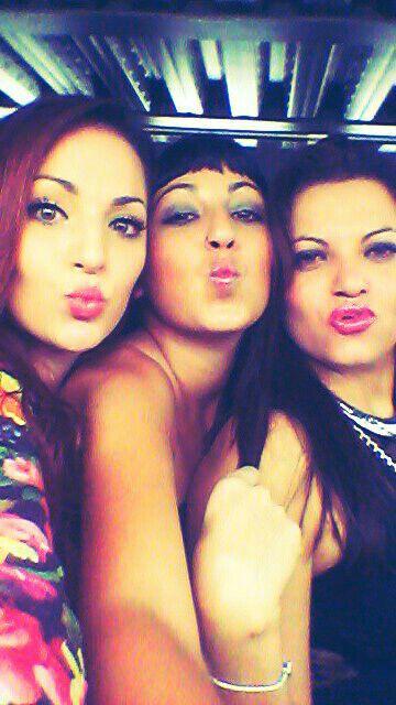 PMiarro's tweet photo. Noxe de xicas ke peligrooo!! Jijiji http://t.co/iWxyzZUk6v