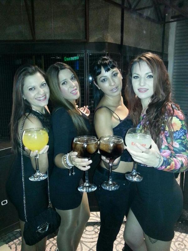 PMiarro's tweet photo. Noxe de xicas ke peligrooo!! Jijiji http://t.co/iWxyzZUk6v
