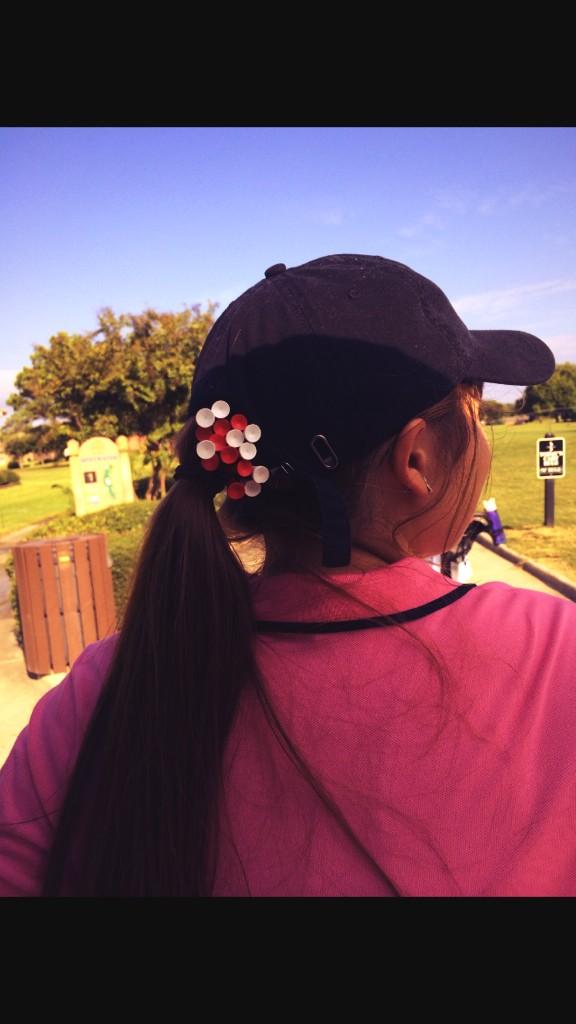 juliaclaireee's tweet photo. This is what my hair looks like after 18 holes😂😭 #gottees http://t.co/xzeSksXs9A