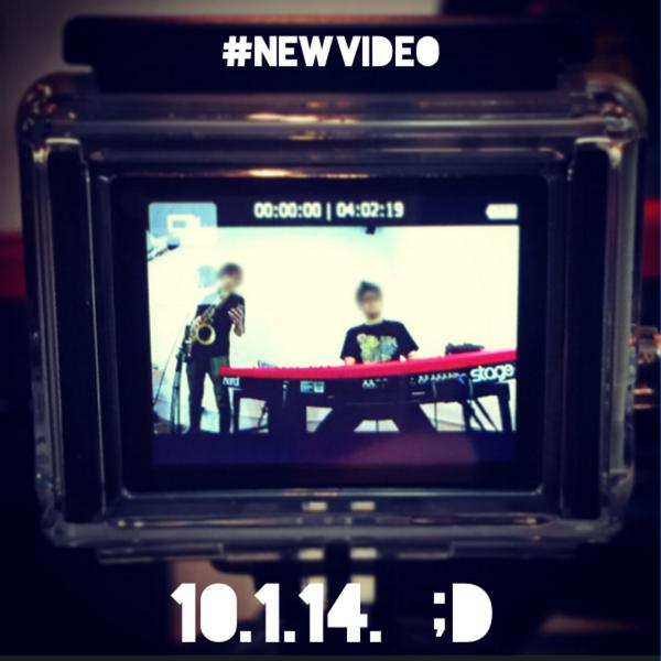 jweihaas's tweet photo. 10.1.14 ;D
#NewVideo #HYPE
#piano #saxophone #blurredfaces http://t.co/LeObgmiuiE