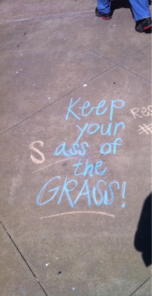 _KodyLamb_'s tweet photo. Off is pretty tough to spell @TarletonConfess #tsuchalktalk #nearlygotit #assofthegrass http://t.co/GTSwSpbiBo