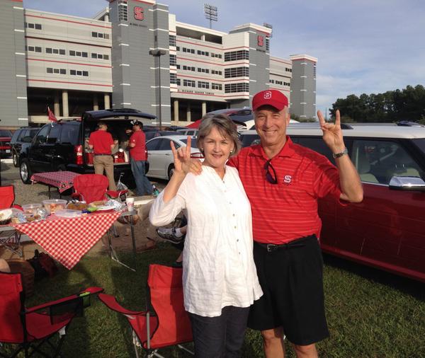 JohnAlexanderNC's tweet photo. Had so much fun #tailgating with my wife, Susan, at the #NCState football game this weekend! http://t.co/WwueL3mdai