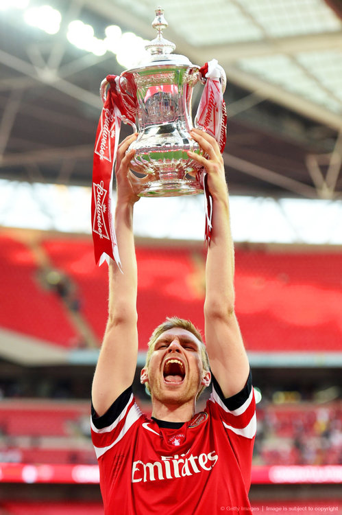 Happy 30th birthday Per Mertesacker. 