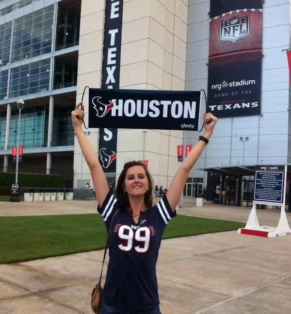 leen115's tweet photo. #texansgameday http://t.co/8IwbXAYfd6