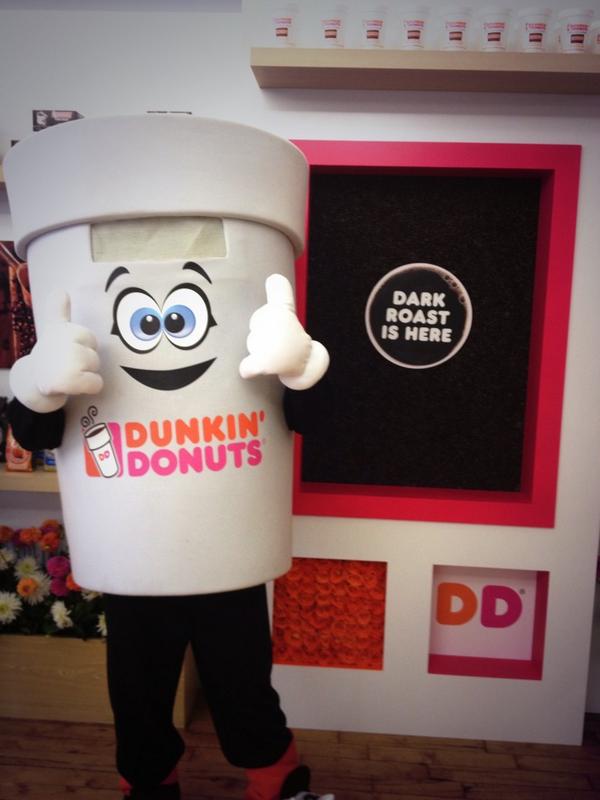 dunkindonuts's tweet photo. Thumbs up for Dark Roast! Did we mention you can get a hot medium cup of it for free today? #NationalCoffeeDay http://t.co/gMSR2s4pWF
