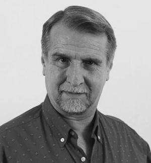 TeatroChilaquil's tweet photo. Miguel Alemani, 55 años, 4 años desempleado. @MicroTeatroMex @Entretenia @alasbutacas @AztecaCEFAT http://t.co/X3bA9332Ck