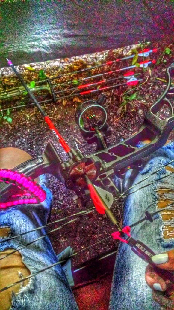 BoroReign's tweet photo. Just sittin here doin my thang #Xpedition #XcentricSD #Xena #DontHateMeBecauseShesBeautiful #Xecutioner #Broadheads http://t.co/N7Zs1tqzho