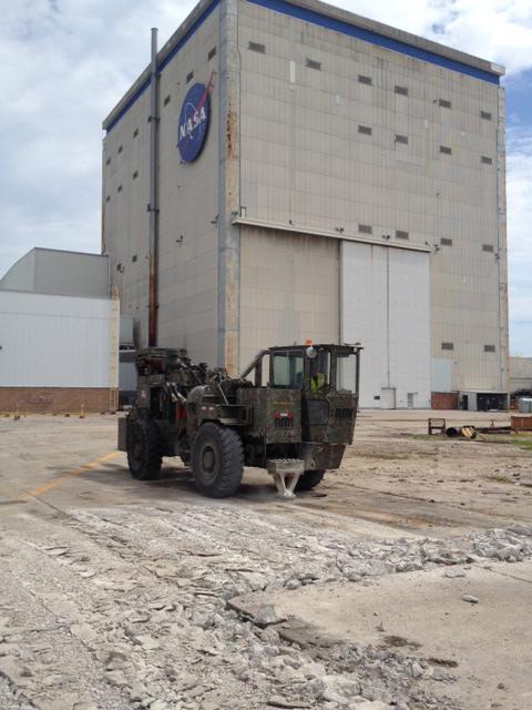 Rubblize's tweet photo. Taking concrete recycling to the moon and back! @NASA #rubblization http://t.co/ghIXXX10Xs
