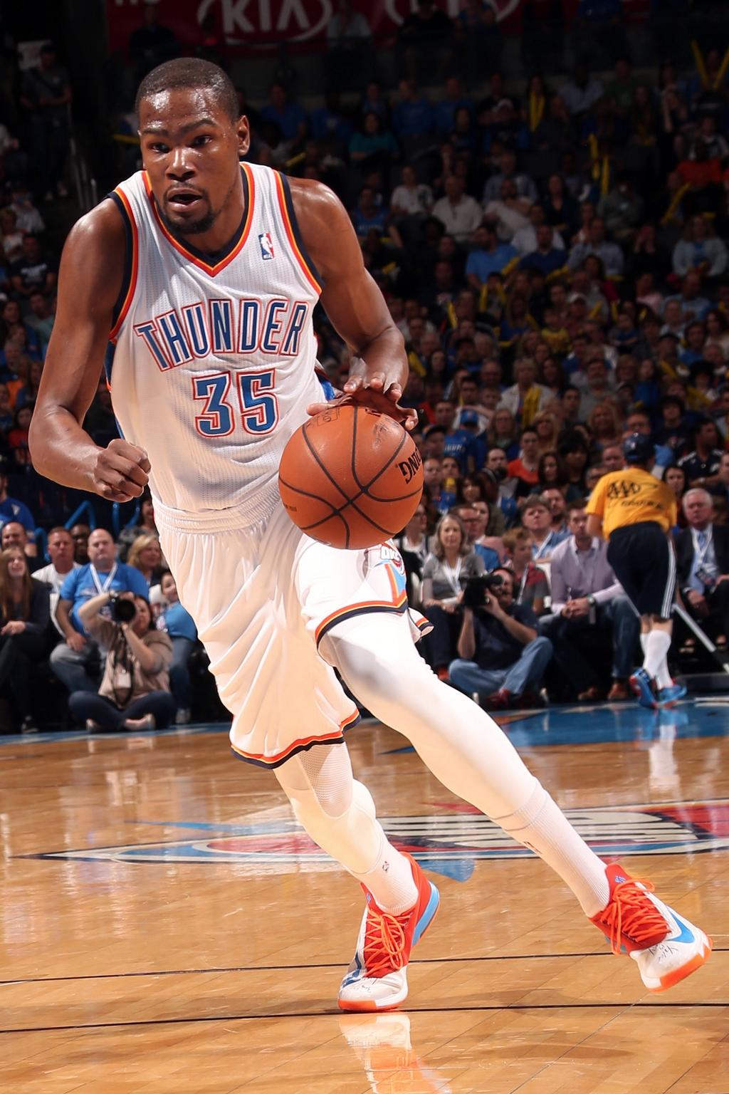  ... and happy birthday today to Kevin Durant! 