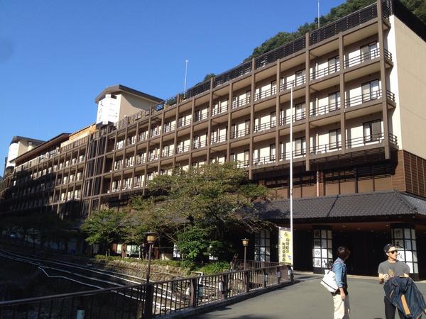 crazyboyuki's tweet photo. 弾丸箱根旅行も終わってやっと夏休み終わった感じ

これからは月1で強制的に旅行
とりあえずみんな写メ送って！ http://t.co/qvOI9JF5hE