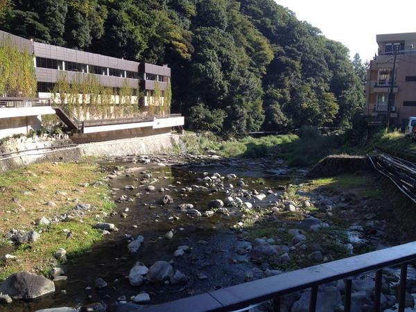 crazyboyuki's tweet photo. 弾丸箱根旅行も終わってやっと夏休み終わった感じ

これからは月1で強制的に旅行
とりあえずみんな写メ送って！ http://t.co/qvOI9JF5hE