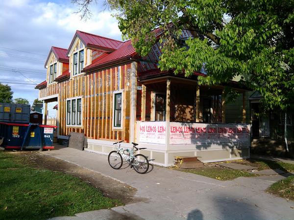 PUSHBuffalo's tweet photo. Our 10 Winter St Rehab now #BuffaloNY #GreenDevelopmentZone http://t.co/542xxofb1z