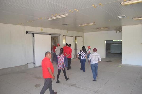 imderuralmerida's tweet photo. #IMDERURAL | Inicio de obra recuperación Planta Procesadora de Cangrejo y Pescado De Palmarito @GobAlexisR http://t.co/VJGVu7y7Uh