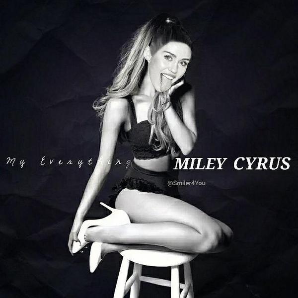 Smiler4You's tweet photo. @ExtraMileyCyrus @OurFemaleRebel @Kaqui_ @CyrusAllTheWay I want to get it! 😝👅 Please check it out! @MileyCyrus http://t.co/vbZlIto9Ub