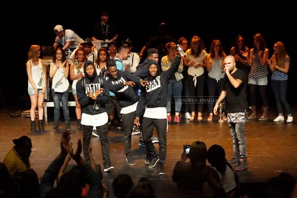 Dan__Maker's tweet photo. ✓✓ And the winner is... ✓✓
#DanMakerCrew #Wolfgang
✌ Big up au crew qui a remporté le #ForumJeunes14 au Mans! http://t.co/KKMkynz6Z0