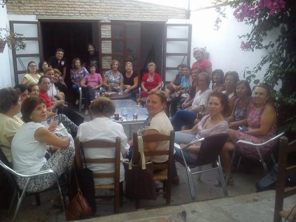 Invasión de mujeres en La Batería, espíritu joven y mucho arte ;)
#LaPuebladelRío <a href="/LaPueblaDelRio/">La Puebla del Río</a>