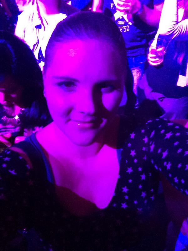 Stars for #ladystarlight. Awesome warm up set for <a href="/ladygaga/">Lady Gaga</a>! Loving the 90s ending! #artpop #Oslo #ladygaga