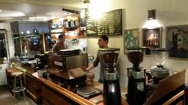 Game on South West London - <a href="/BlackLabCoffee/">The Black Lab</a> just got pimped! #ratemyrig