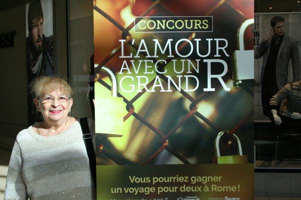 LesRiv2's tweet photo. Voici des photos de la promotion l'amour avec un Grand R...500$ à gagner en carte cadeau Les Rivières #avecungrandR http://t.co/YhG0pQkE5S