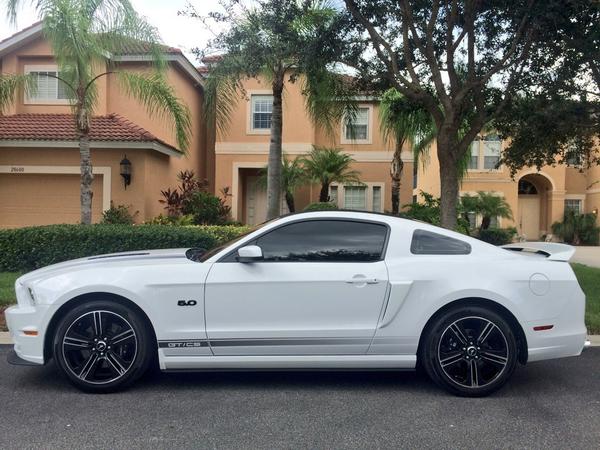 mvanoverPGA's tweet photo. Guaranteed to rain. #cleancar #waxed #oilchanged @BecauseMustang #mustang5.0 #florida #americanmuscle http://t.co/sqMkAfXOJq