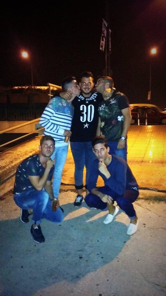 antoniogaarcia's tweet photo. ✌ 🎉 🍸 http://t.co/TAByFSLMHT