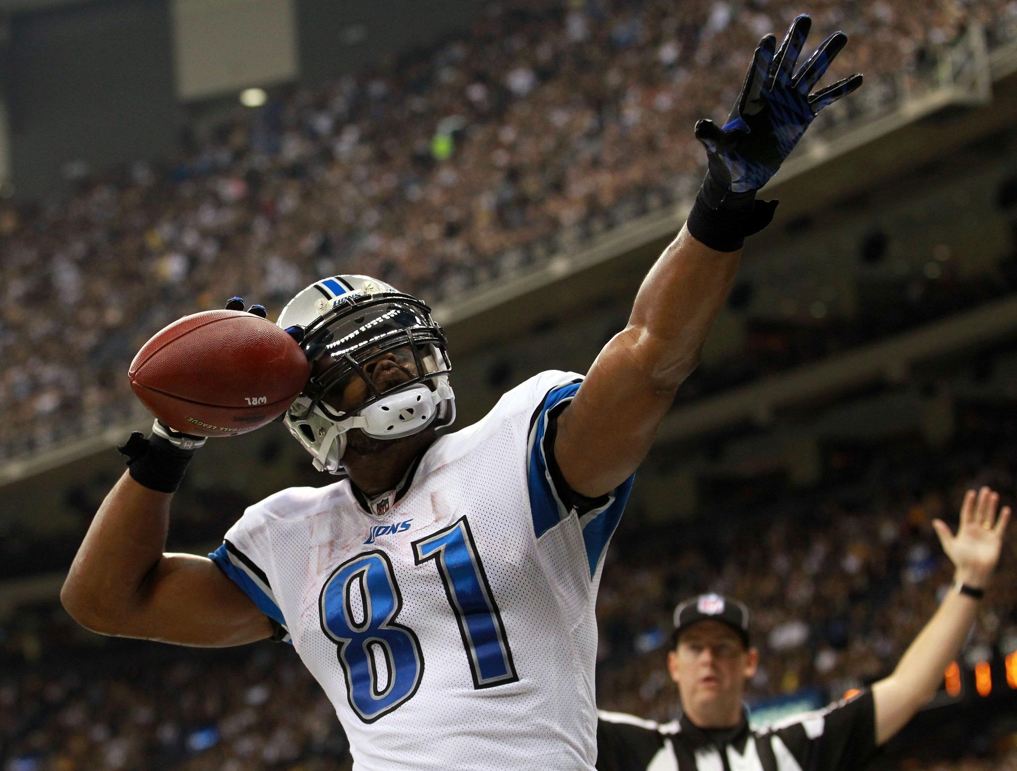 Happy 29th birthday Calvin Johnson. The Lions WR has 2nd-most receiving yards of any player by age 29 (Randy Moss). 