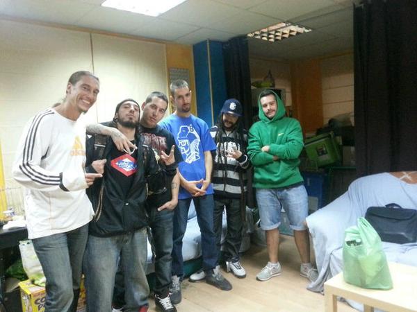 Misionero_OG's tweet photo. En los estudios de Mad 91 mezclando el disco de #MostHaters pronto! http://t.co/DFVjTHyqWn