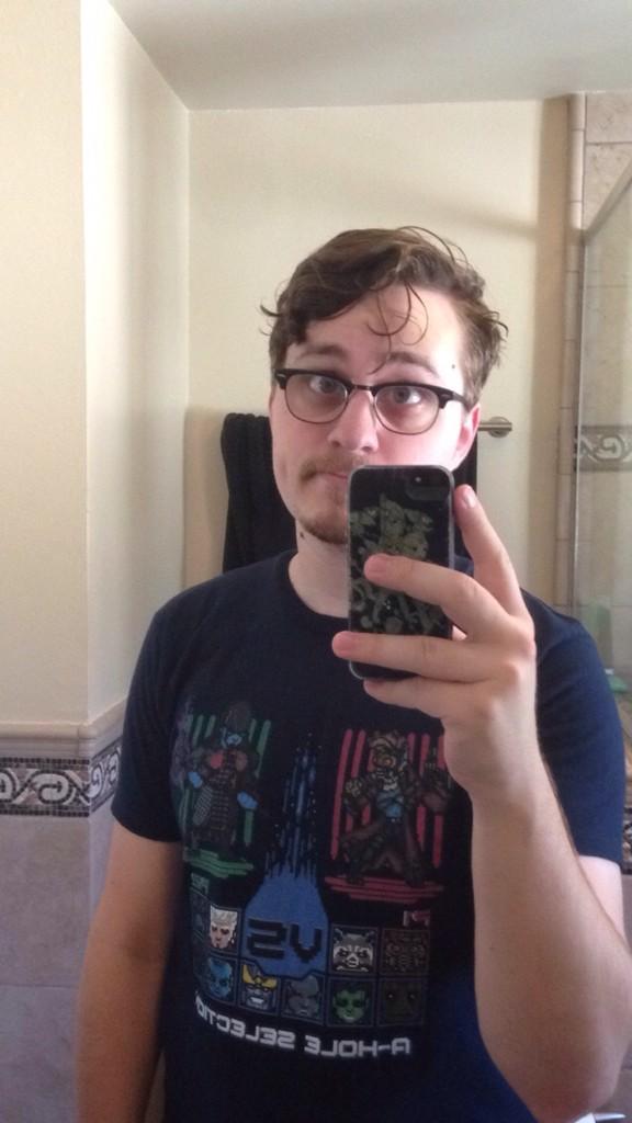 realgorillawolf's tweet image. My hair is working against me! There are always a few hairs that don't want to join the rest 😑 #yourenotontheteam