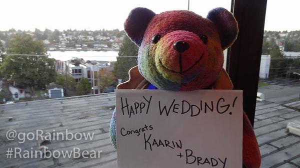 gorainbow's tweet photo. Happy Wedding to my friends, Kaarin and Brady! #weddings with #RainbowBear http://t.co/kNGT7zOjgO