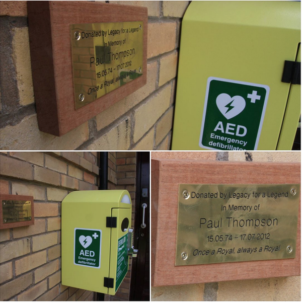 DefibSafe's tweet photo. Legacy for a Legend place lifesaving equipment in memory of Paul Thompson. #DefibSafe @SCAS999 http://t.co/J3XIiqbmgG