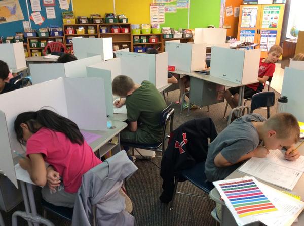 mkett42's tweet photo. Yayyyyyy!!!"@MsHerbertteach: We made it through Fractions...for now π #hillthinkers #takingthetest #decimalsarenext http://t.co/2iv2u85LX8"