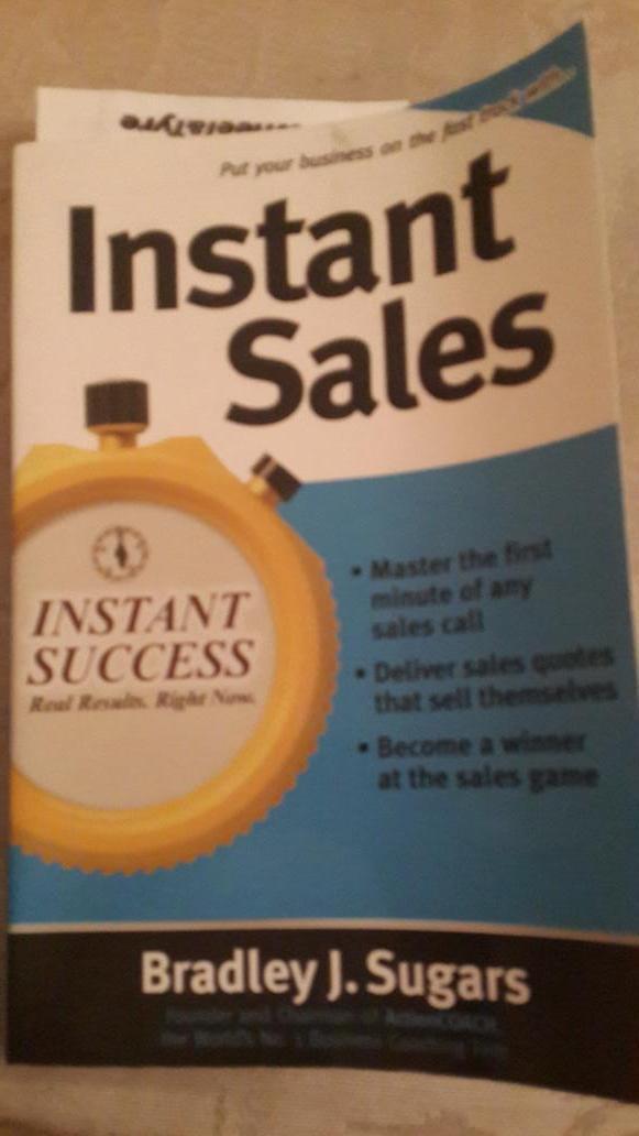 focusonleaders's tweet photo. When your mind is racing & can't sleep, read!! #instantseries @actioncoachceo @CoachWeenink @readabooksa @NEXGENSYS http://t.co/pbd1vbBR2W