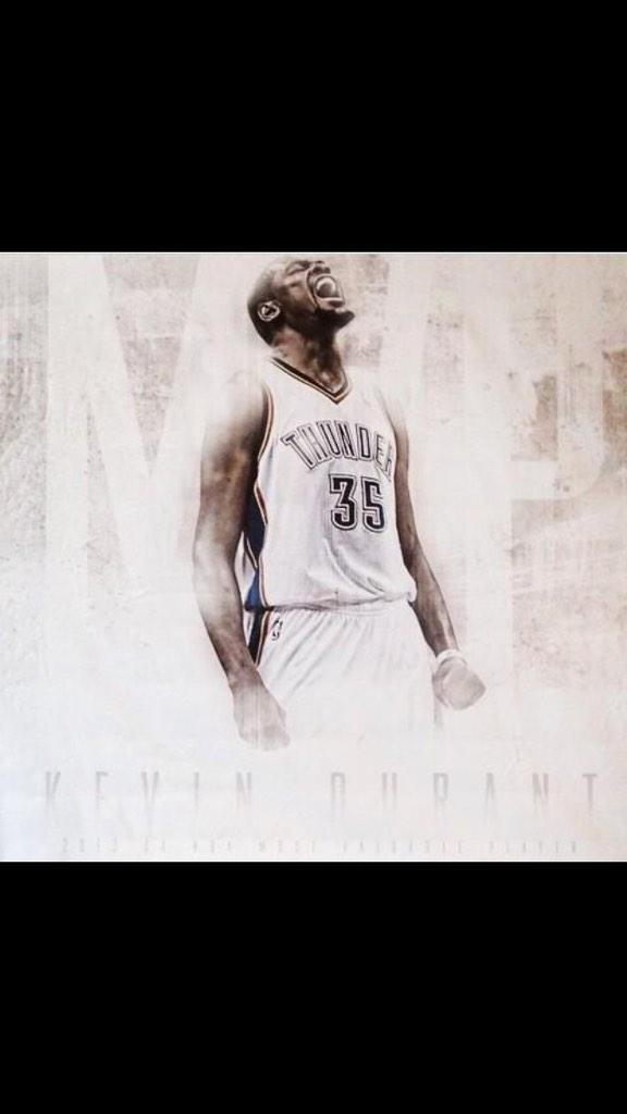   Happy birthday to the MVP Kevin Durant! Remessage to wish him a happy birthday!      